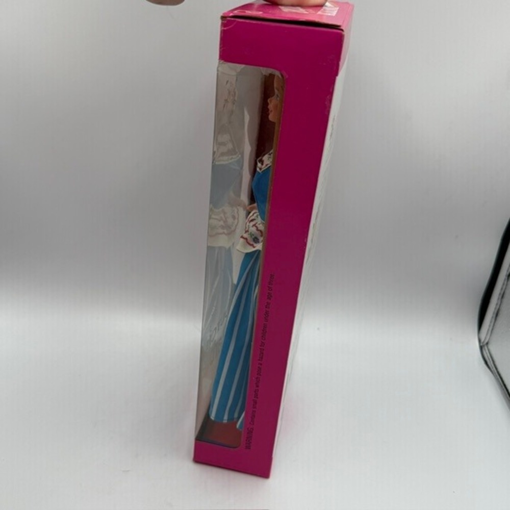 Mattel Dutch Barbie Dolls of the World Special Edition 1993 Vintage 11104 NIB - Picture 7 of 7